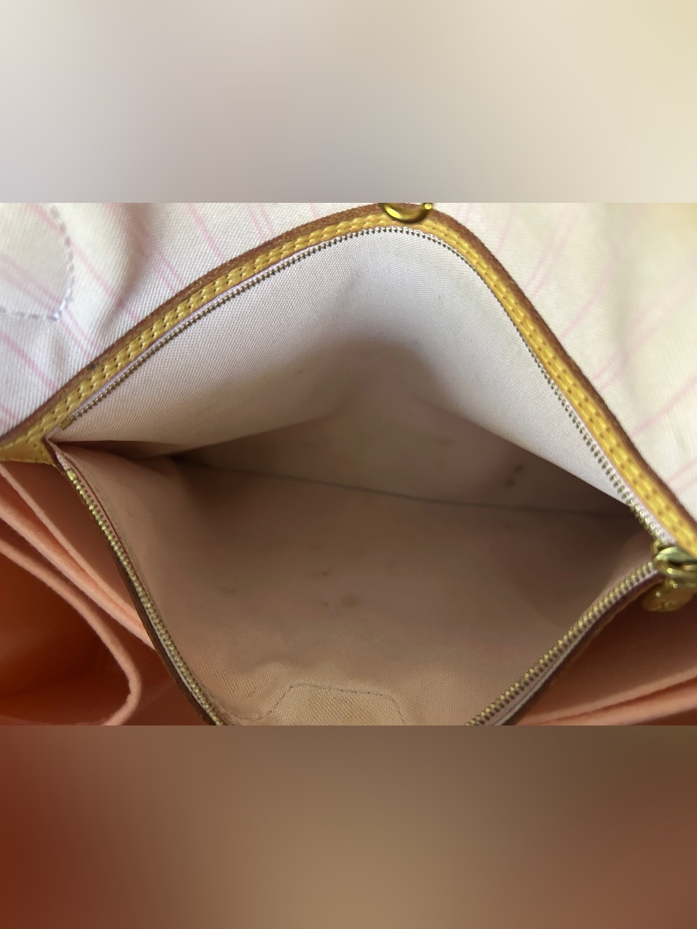 Louis Vuitton Azur Rose Ballerine GM Neverfull - Picture 14 of 17